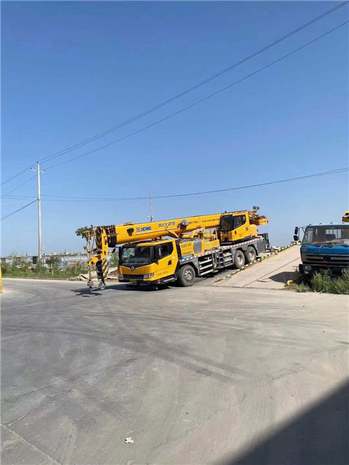 巩义市吊车作业时，可能会产生哪些额外收费项目？